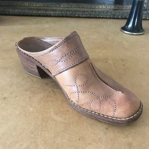 Vintage leather mules size 8